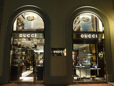 магазин gucci|gucci negozio online.